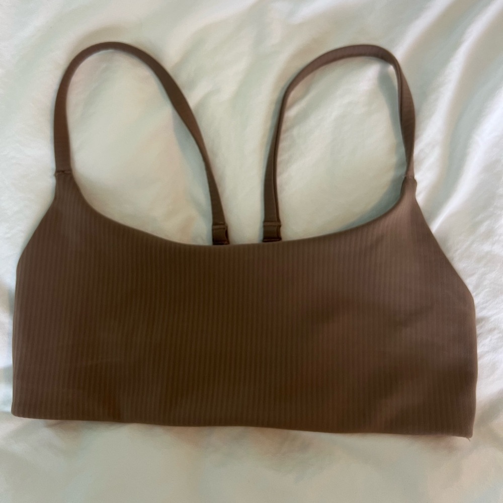 Lululemon Wunder Train Ribbed Strappy Racerback Bra Size 4